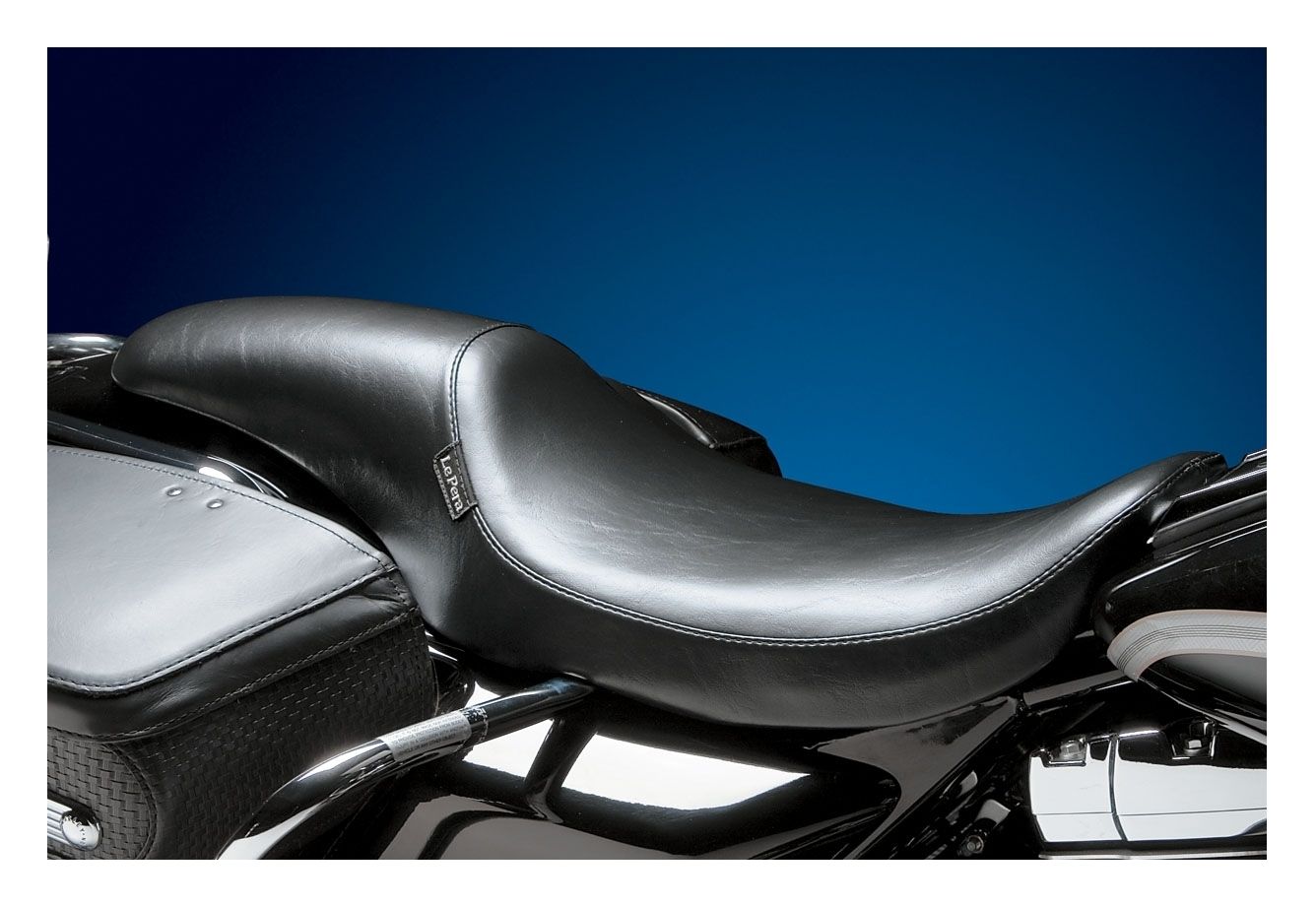【Harley-Davidson】Le Pera シート Le Pera Silhouette Full Length Seat For Harley | JPCycles.com