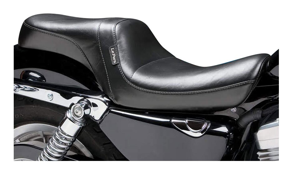 Harley-Davidsonスポーツスター　Le Peraタンデムシート Le Pera Daytona Seat - Fits '04-'06/'10-'18 Harley Sportster