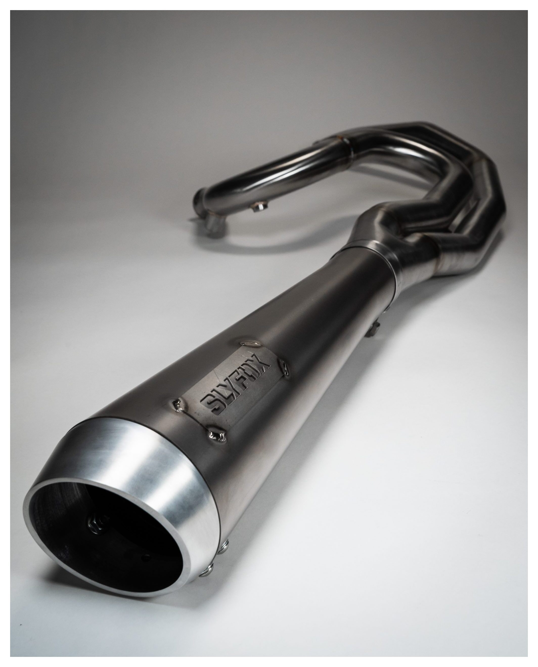 専用1 SlyFox Performance Mid-Length 2-into-1 Exhaust System For