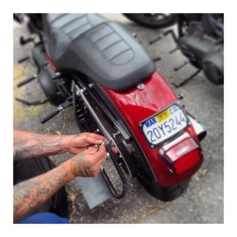 Alloy Art Dyna Saddlebag Mount Kit For Dyna 1991-2017