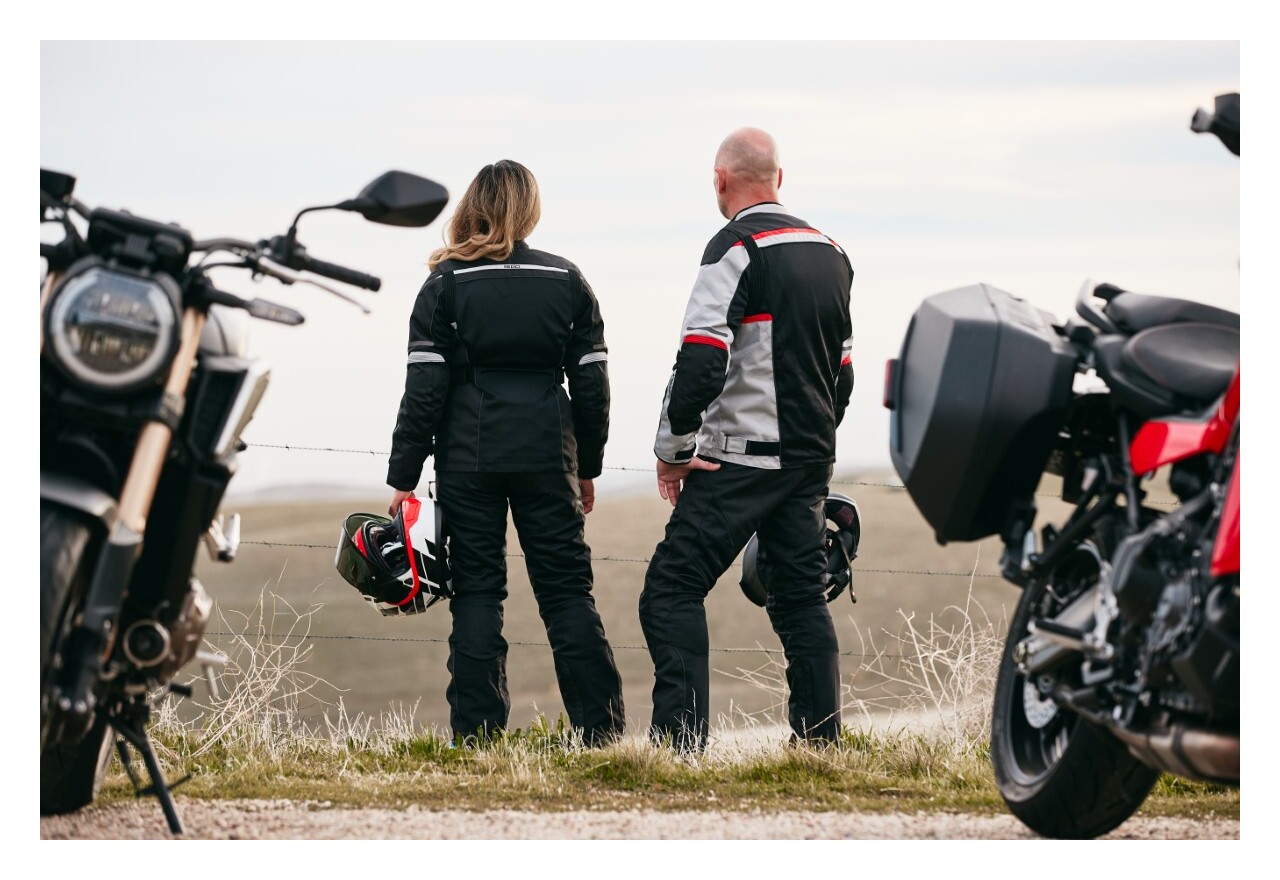 SCAPE CELES PANTS  Mサイズ OLIVE/BLACK SCAPE CELES PANTS Mサイズ OLIVE/BLACK