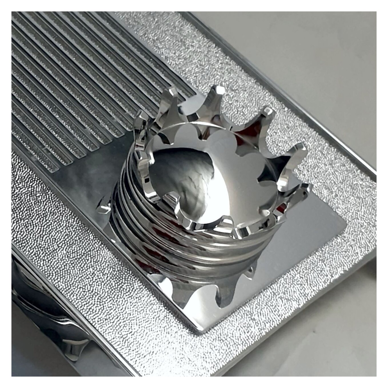 Marlin's 3D Crown Tank Panel Washer For Harley Road King 19942007