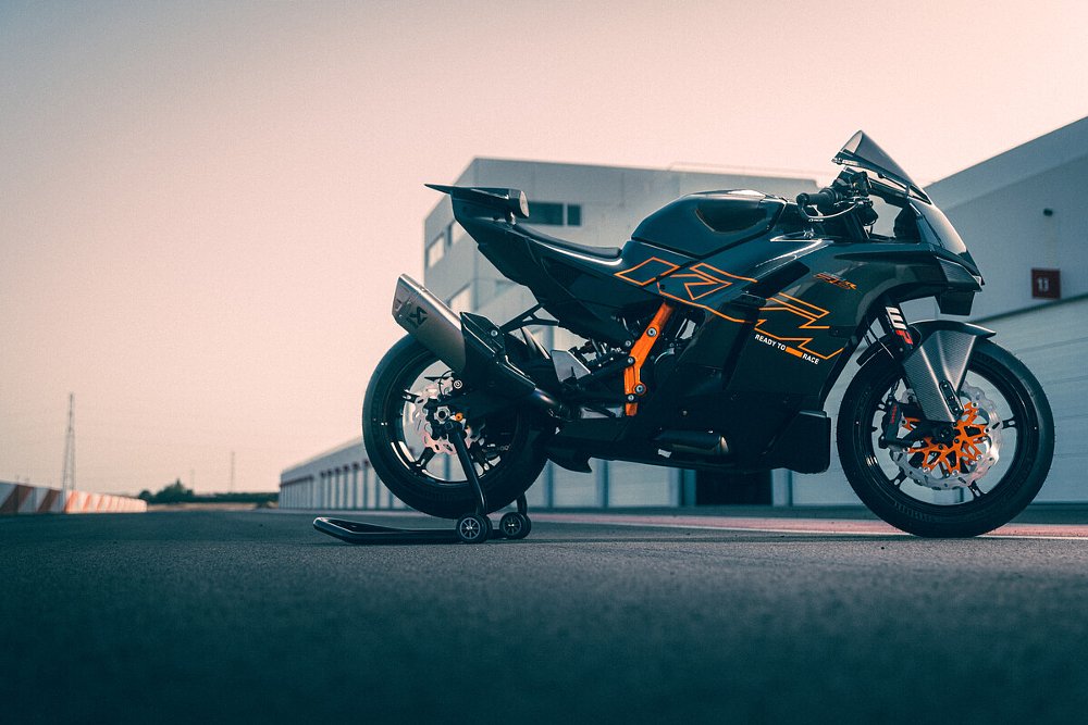 2026 KTM 990 RC R in black, with accessories.
