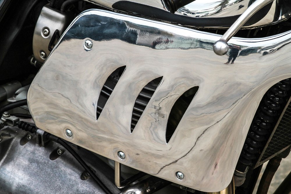 close view of the gills on the chrome fairing
