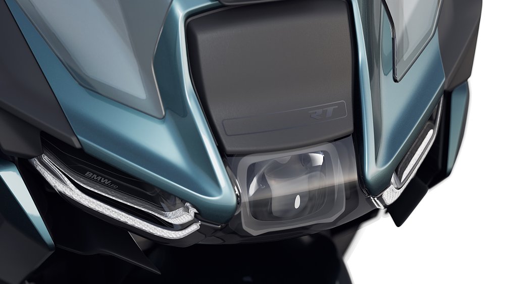 studio photo showing a close view of the headlight area of the fairing on a BMW R 1300 RT