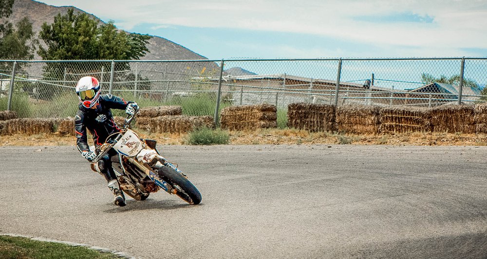 supermoto