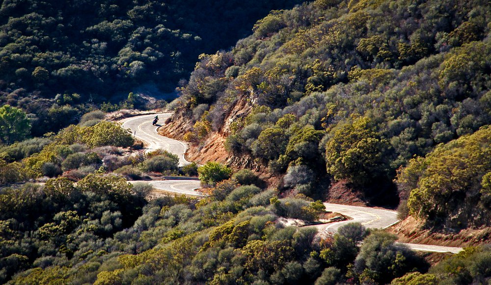 Kawasaki Z800 Canyon Shot