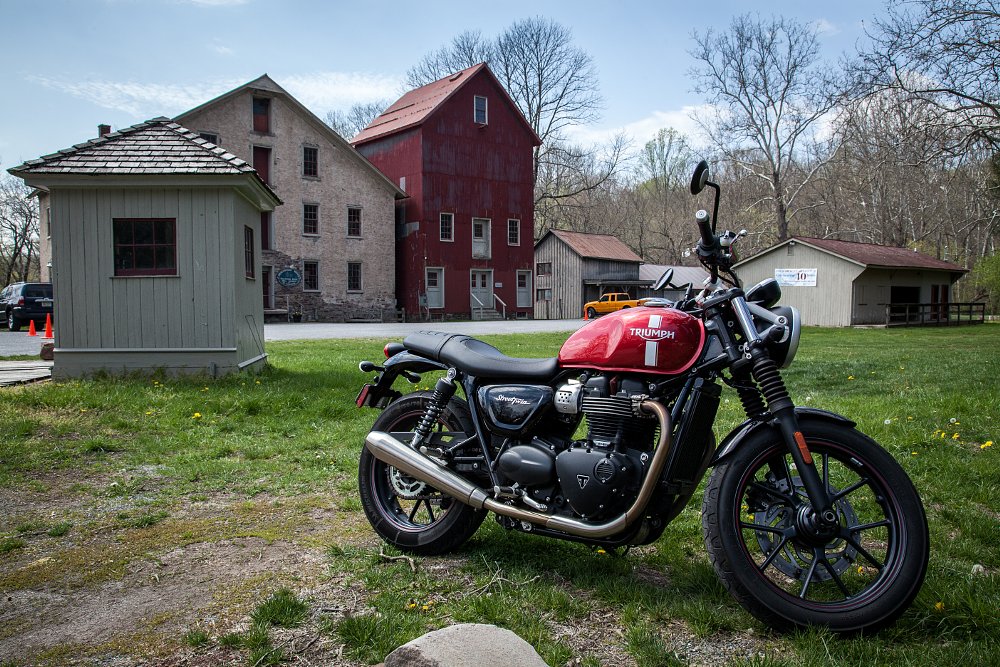 Triumph Street Twin