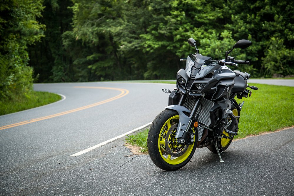 2017 Yamaha FZ-10