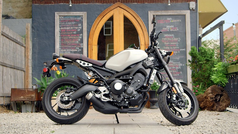 Yamaha XSR900