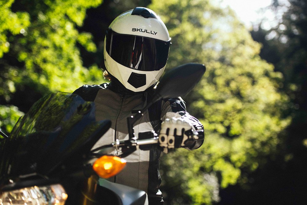 SKULLY Technologies helmet