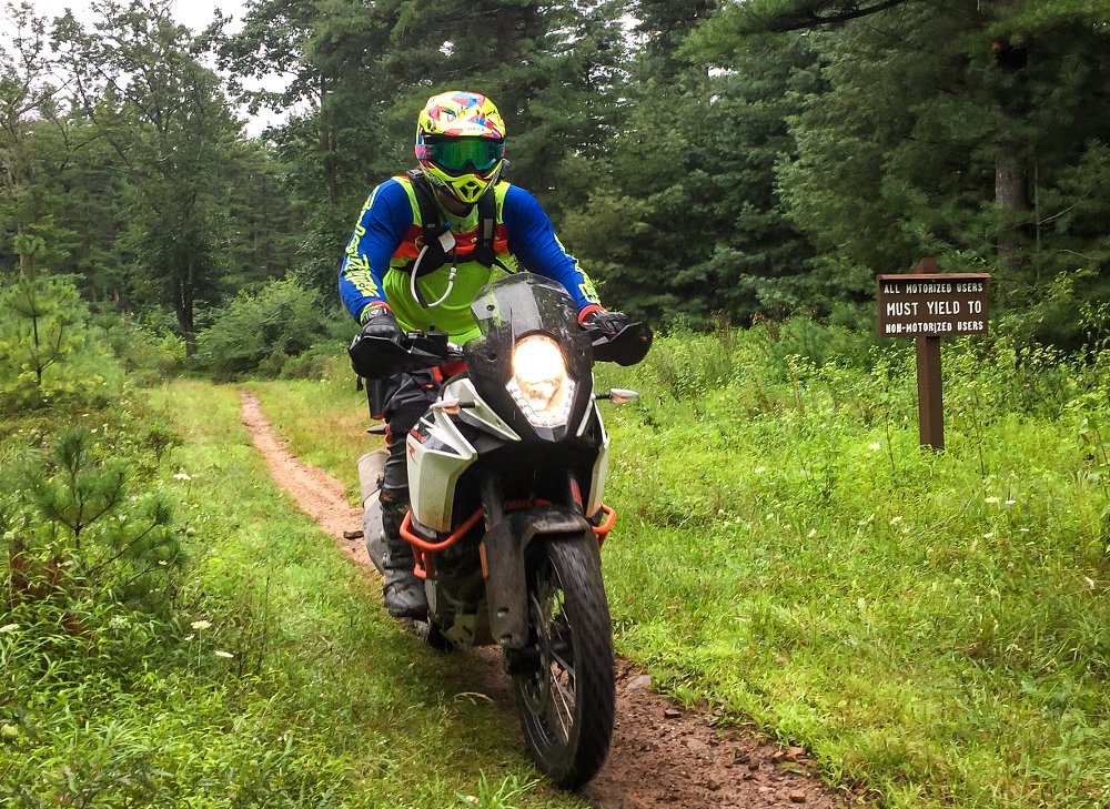 KTM 1090 Adventure R Review