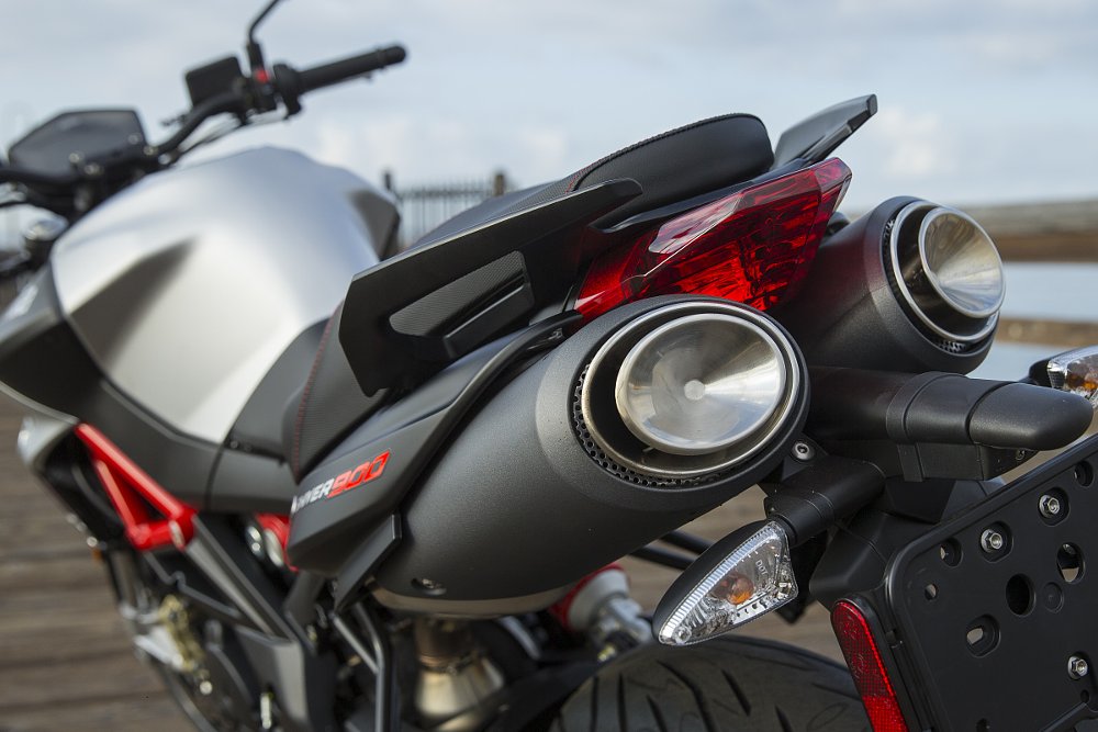 Aprilia Shiver 900 exhaust