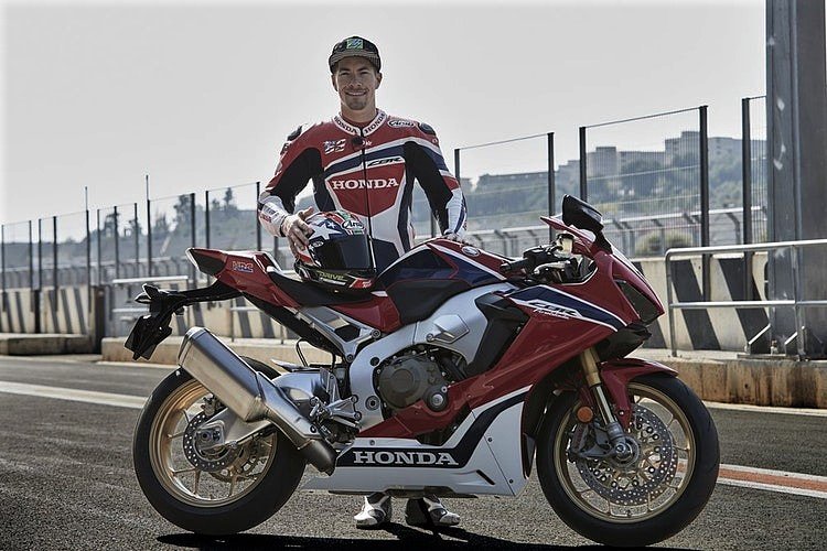 Nicky Hayden and the Honda CBR1000RR SP2