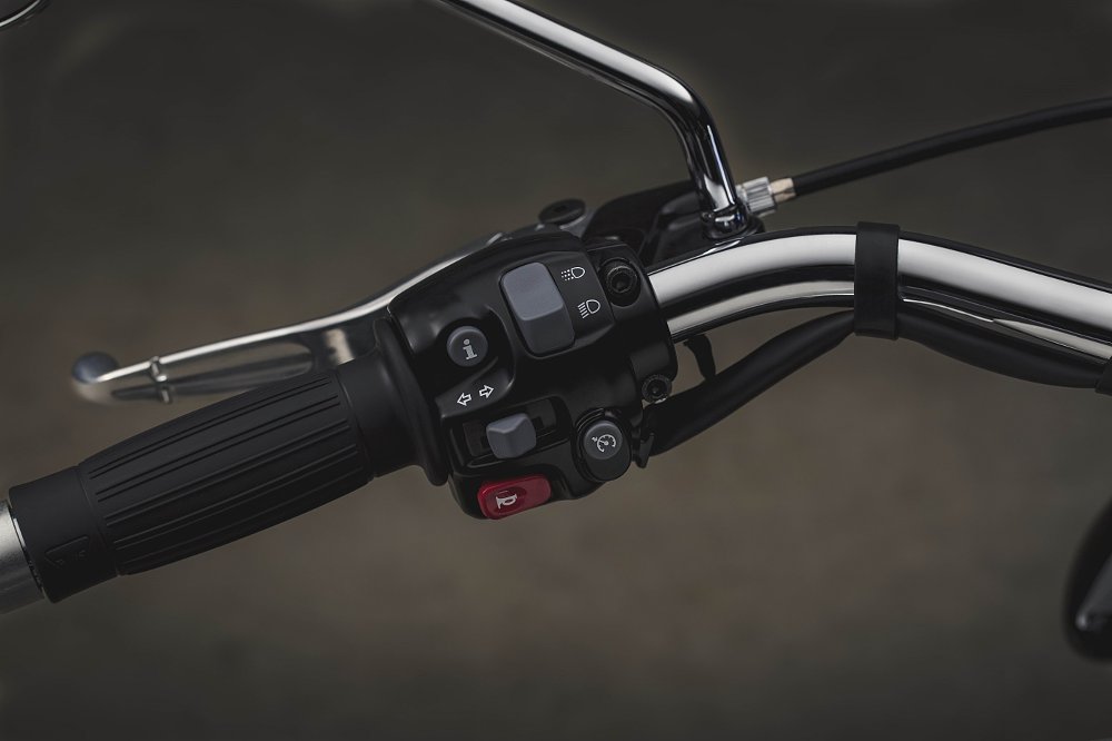 Speedmaster switchgear and cruise control