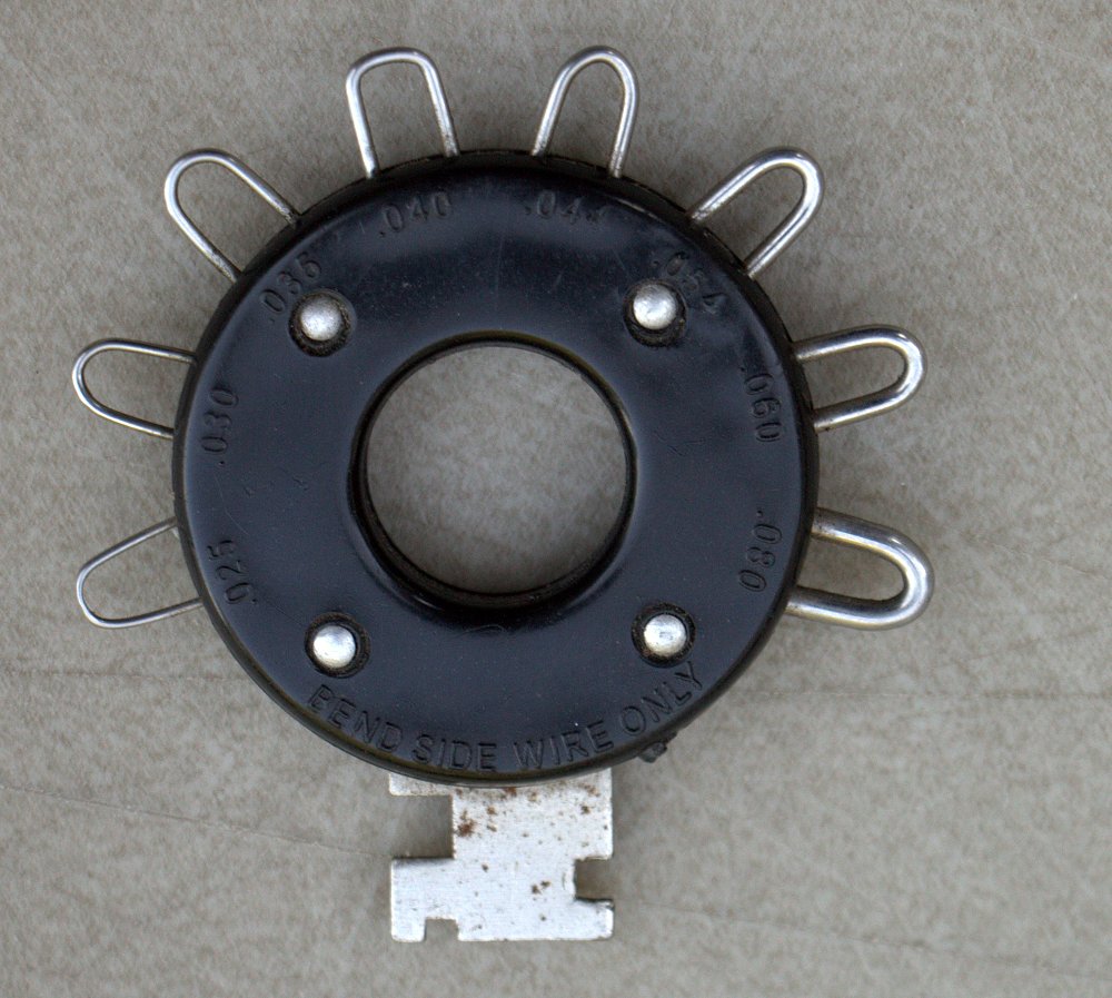 Wire gap tool