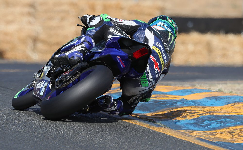 Cameron Beaubier leads