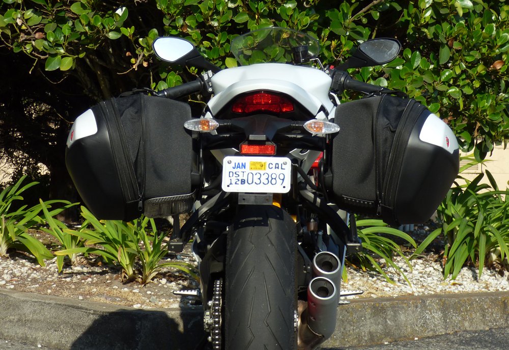 Ducati SuperSport S panniers