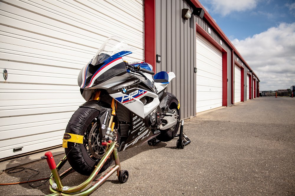 BMW HP4 Race
