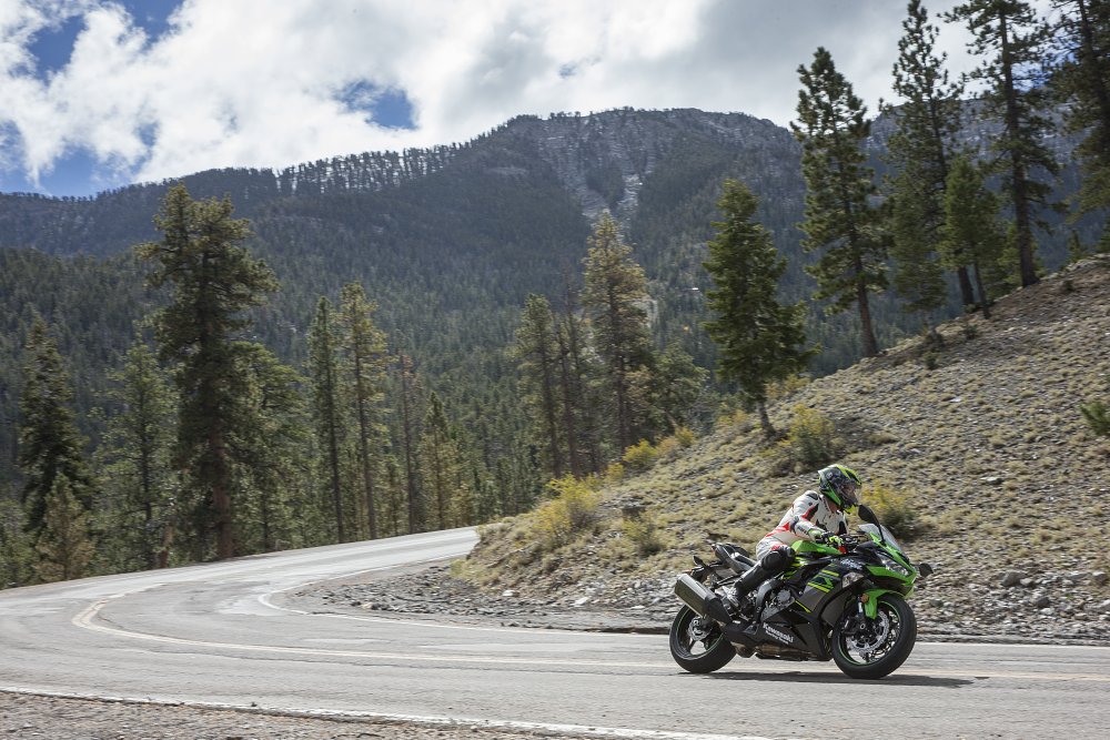 2019 Kawasaki ZX-6R in the mountains