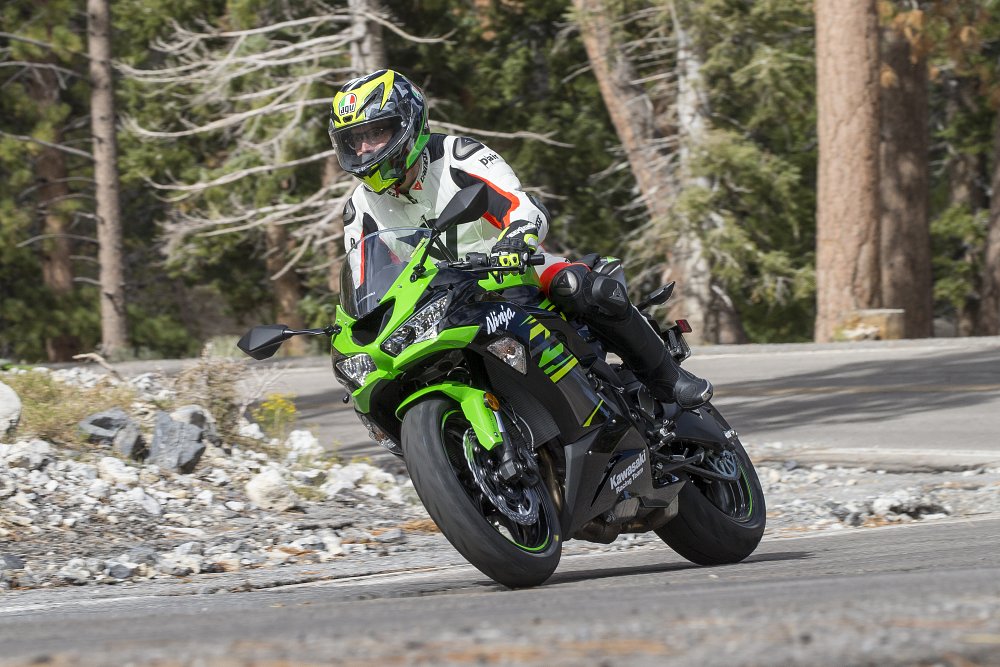 2019 Kawasaki ZX-6R in the mountains