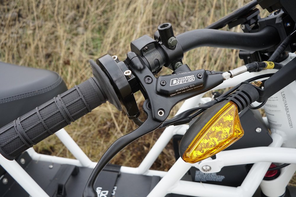 mountain bike brakes