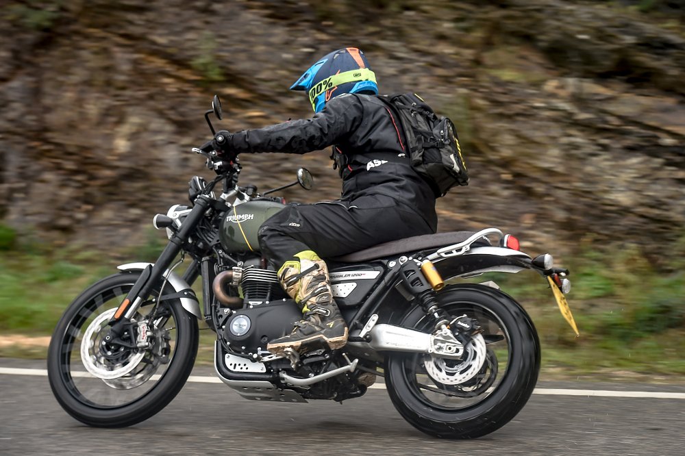 Triumph Scrambler 1200 XC and 1200 XE review 