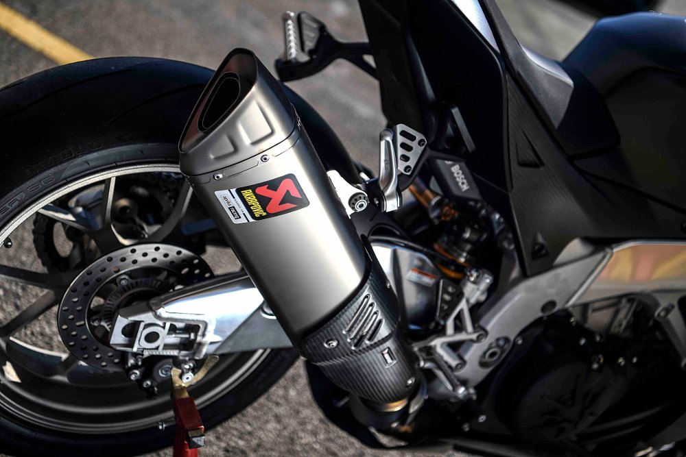 exhaust