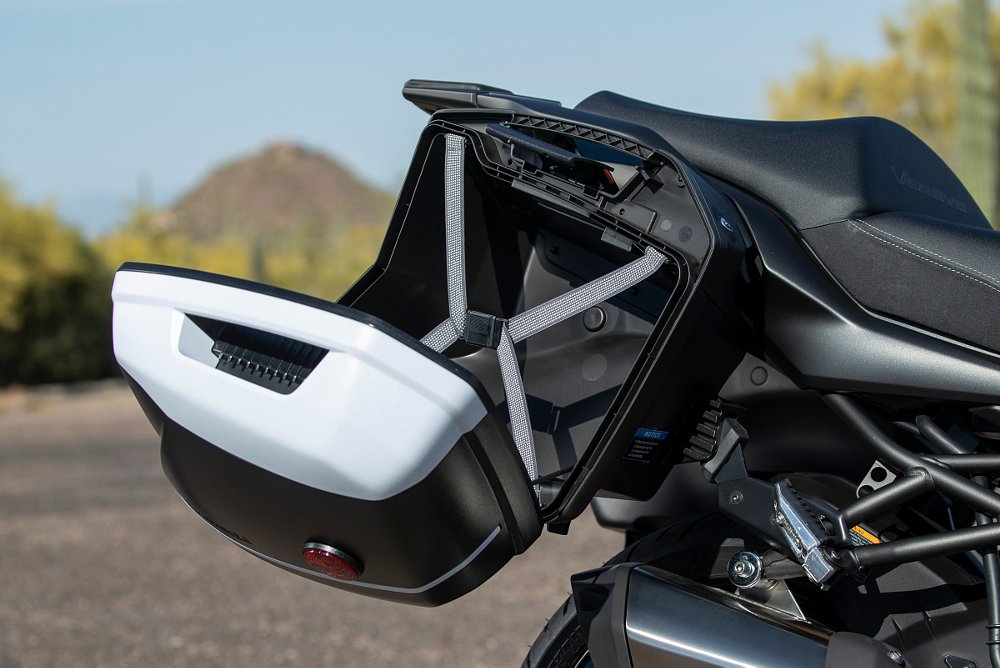 Kawasaki panniers