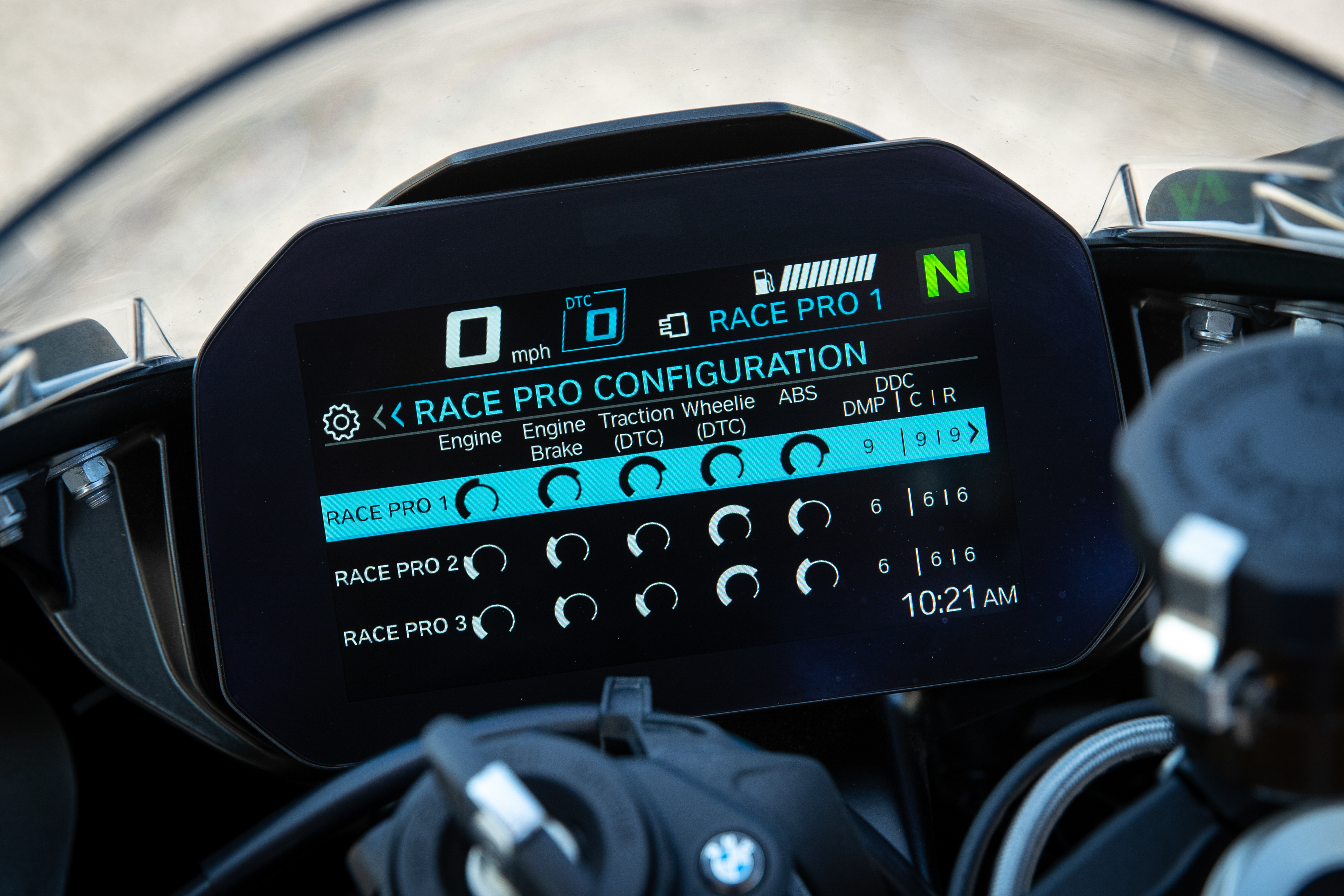 BMW S 1000 RR Review 