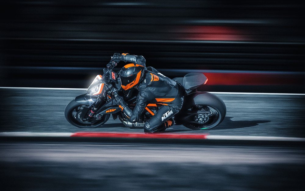2020 KTM Super Duke R