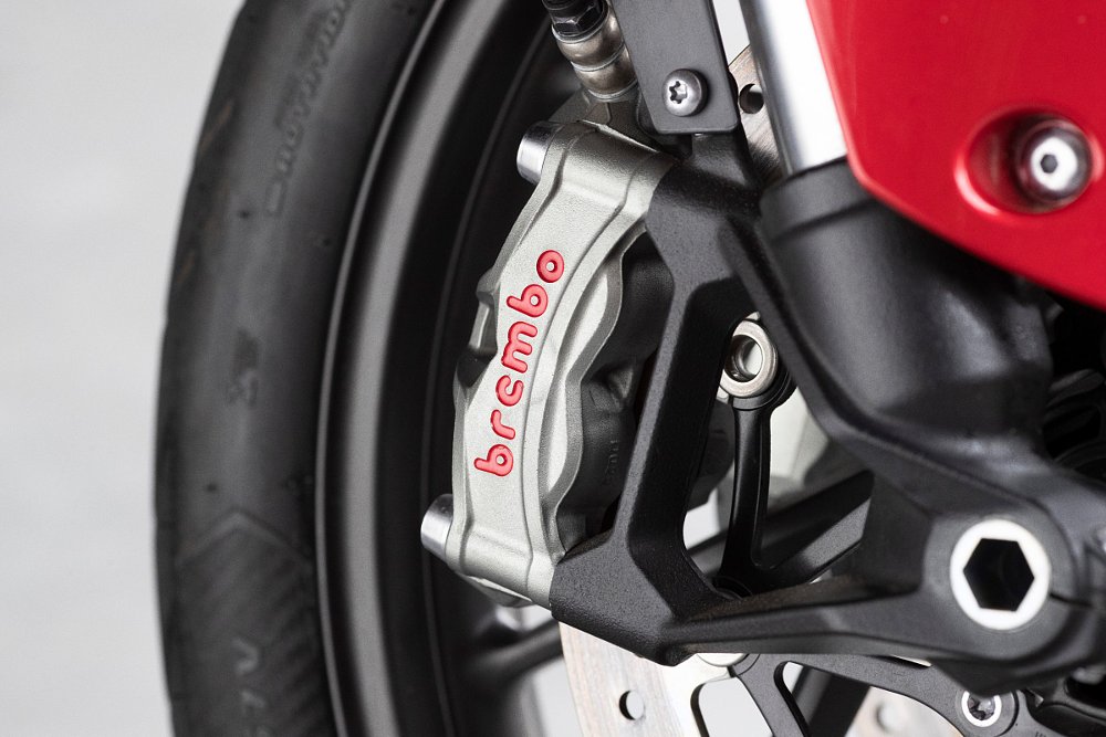 Tiger 900 Brembo brakes