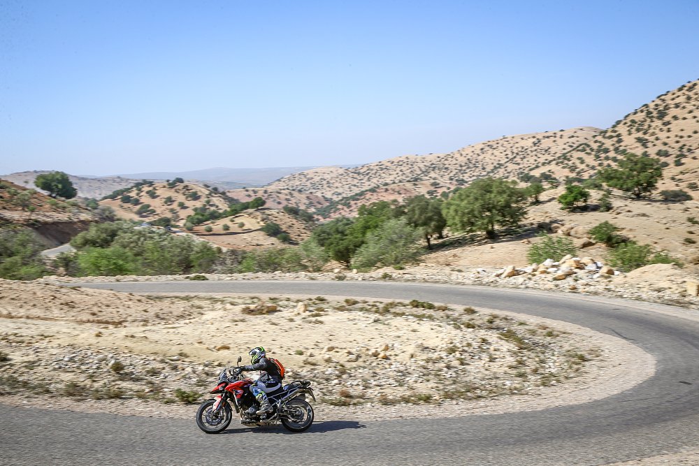 Triumph Tiger 900 GT Pro First Ride Review 