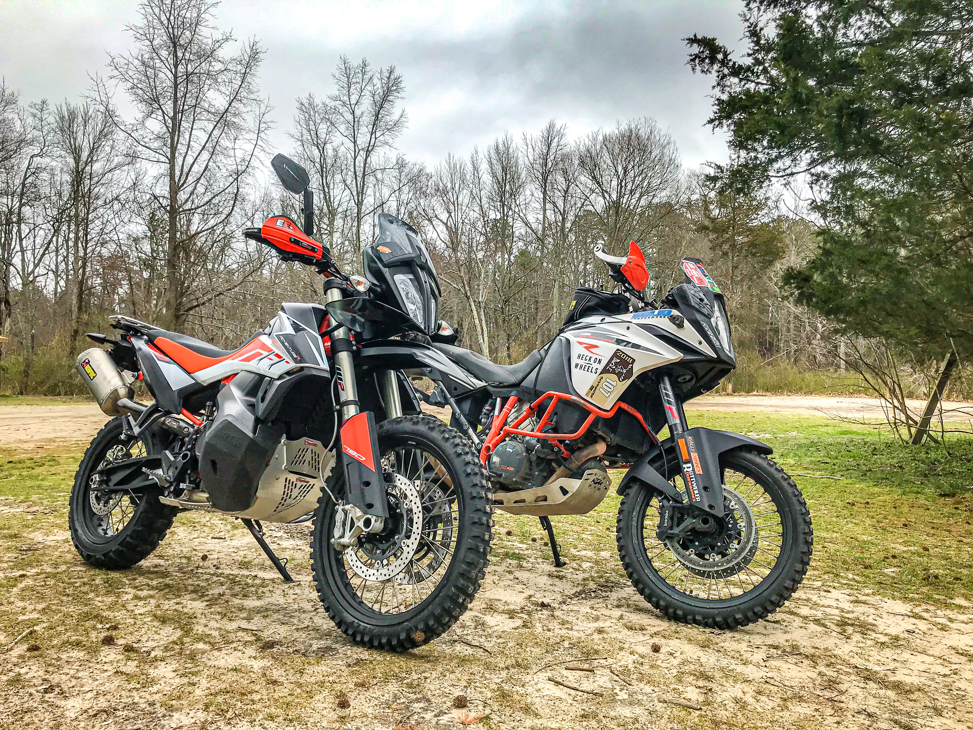 KTM 790 ADVENTURE R AND KTM 1090 ADVENTURE R