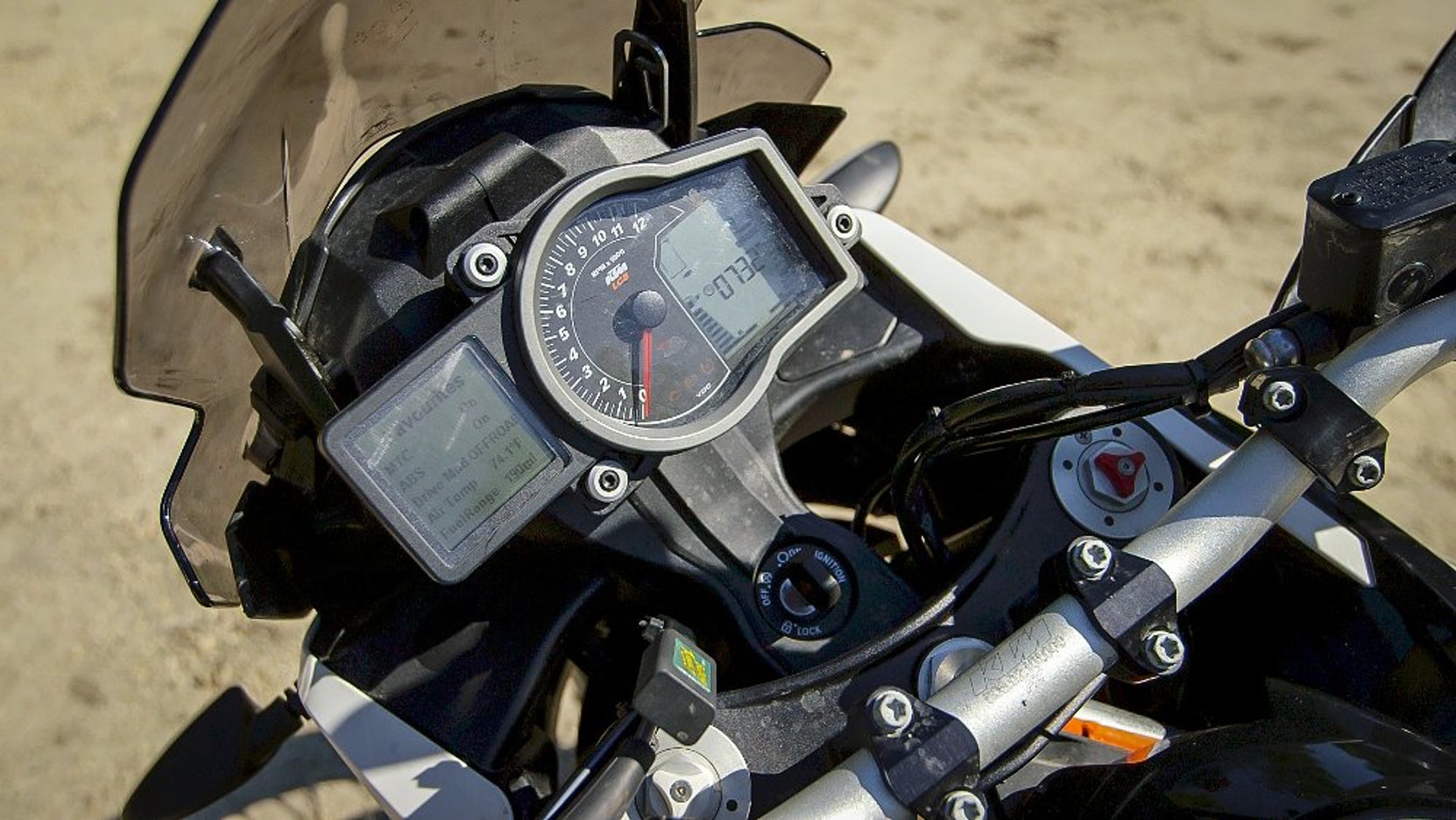 KTM 1090 Adventure R Dash