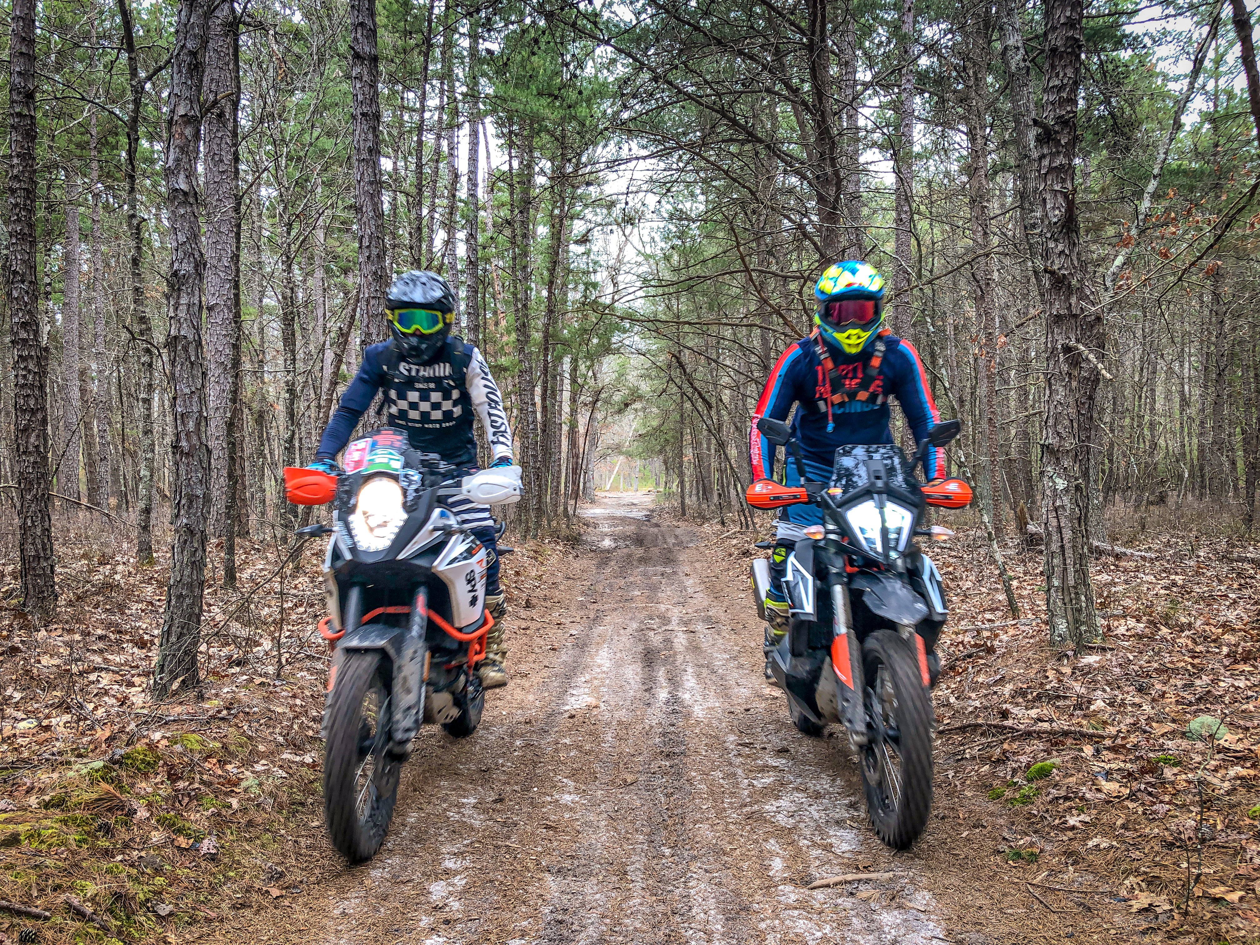 KTM 790 Adventure R and KTM 1090 Adventure R