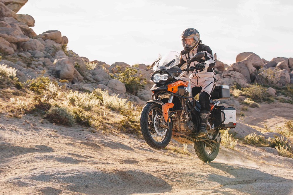 CSC RX4 dirt desert wheelie