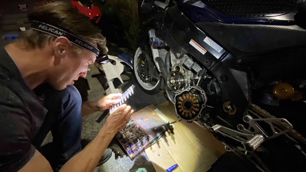 up close with the stator on a Suzuki GSX-R1000