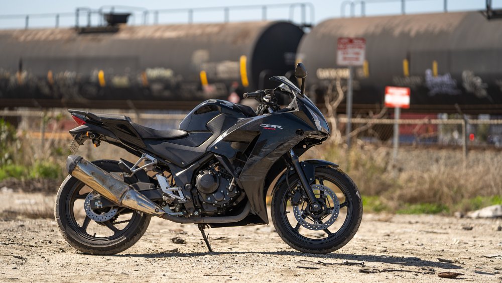 2015 Honda CBR300R in a dirt lot