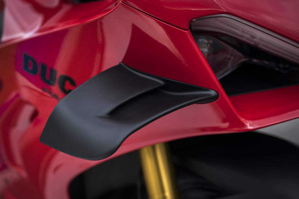 2022 Ducati Panigale V4 downforce winglet