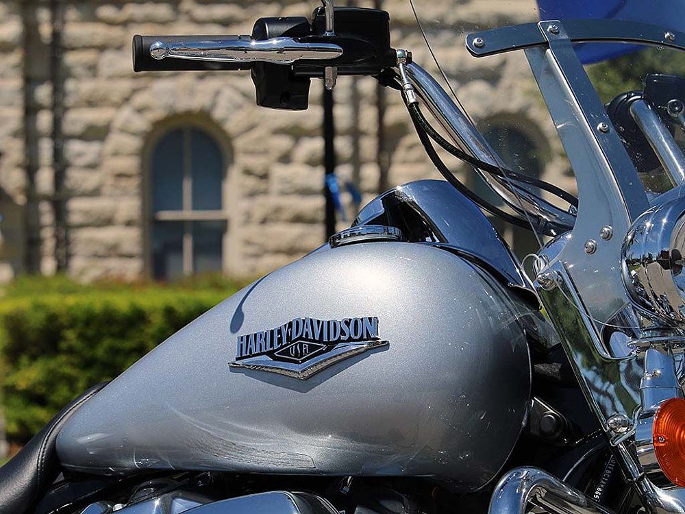 Road King fuel tank
