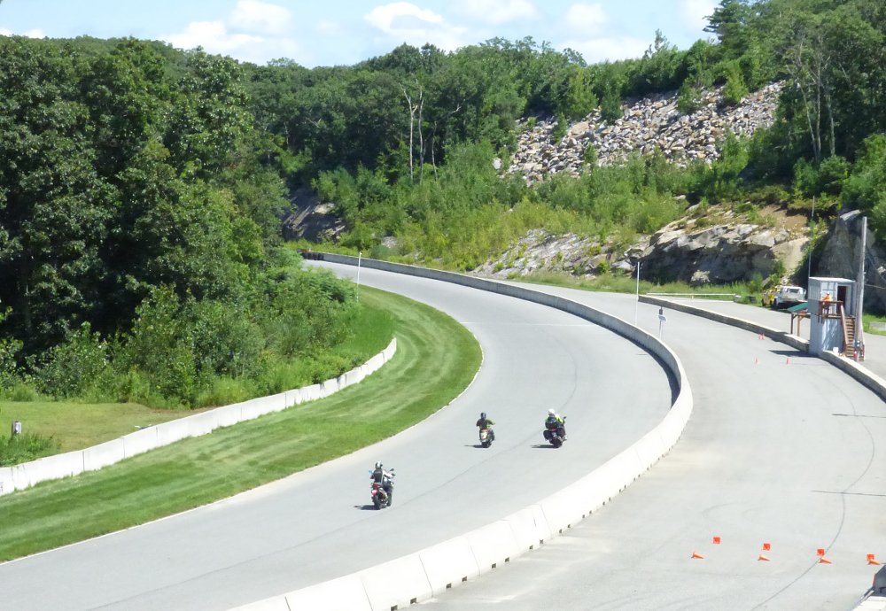 motorcycles on the curved front straight at Palmer Motorsports Park