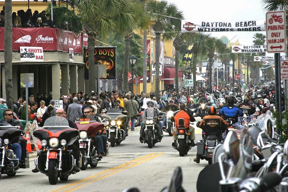 crowds of motorcycles on Main Street in Daytona Beach