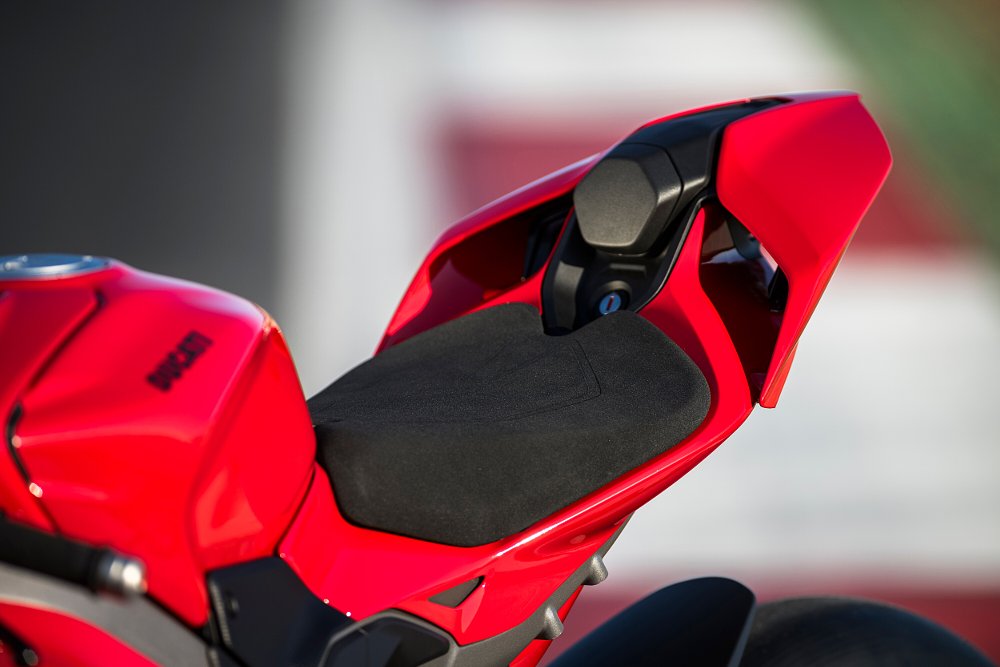 2025 Ducati Panigale V4 S seat detail.