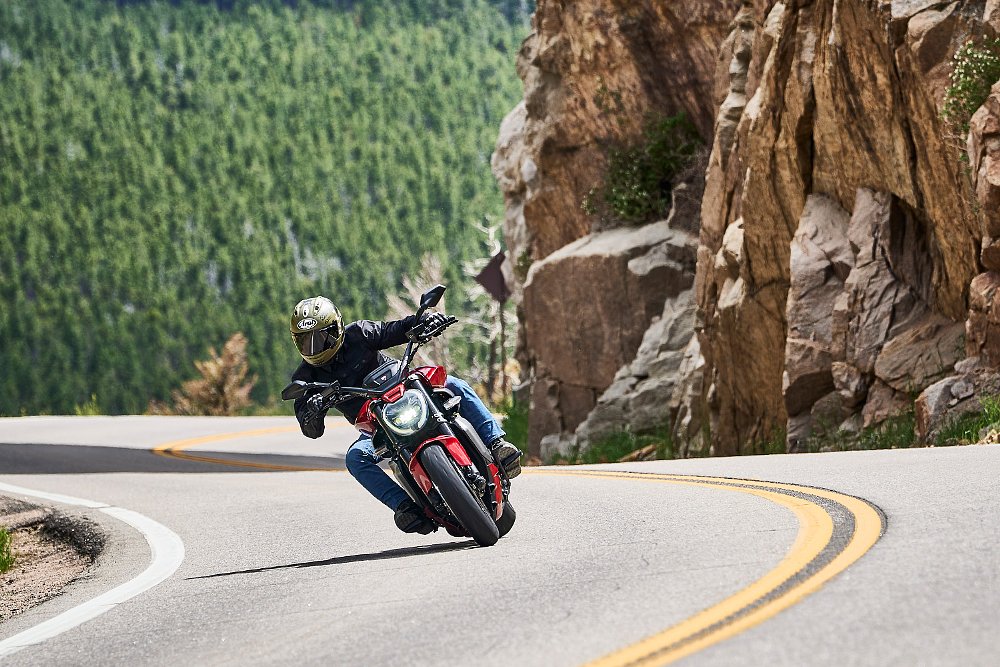 Dustin speeds through a corner aboard the XDiavel V4.