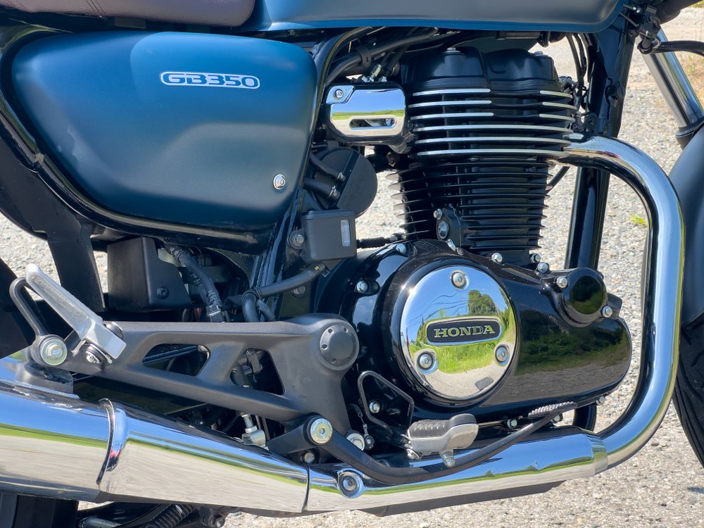 A close-up of the GB350's 348 cc air-colled single-cylinder engine.