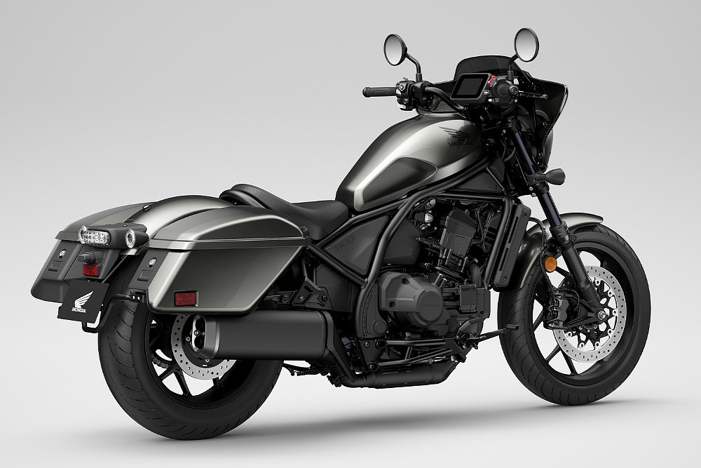 A studio image of the 2026 Honda Rebel 1100T DCT in Gray Metallic paint.