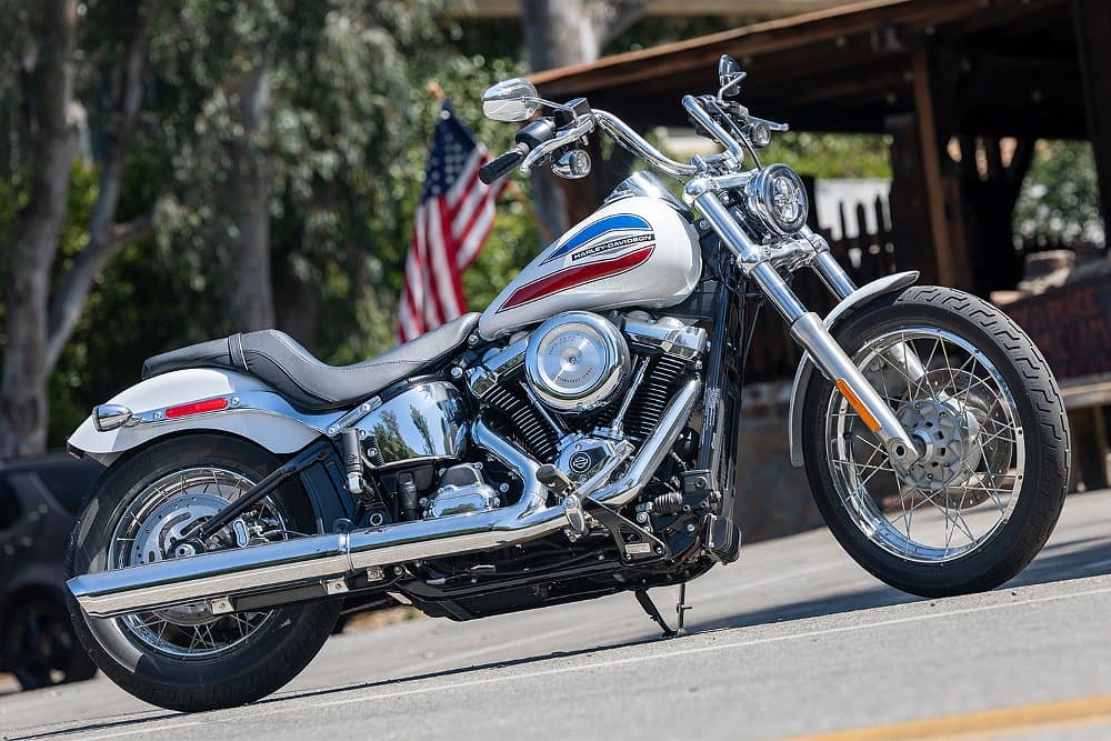 1999 flag harley davidson motorcycle helmet Hot Leathers HLD1051 USA Star and Stripes Glossy Black DOT Skull Cap Its made with strong light weight material START YOUR ENGINES! Check