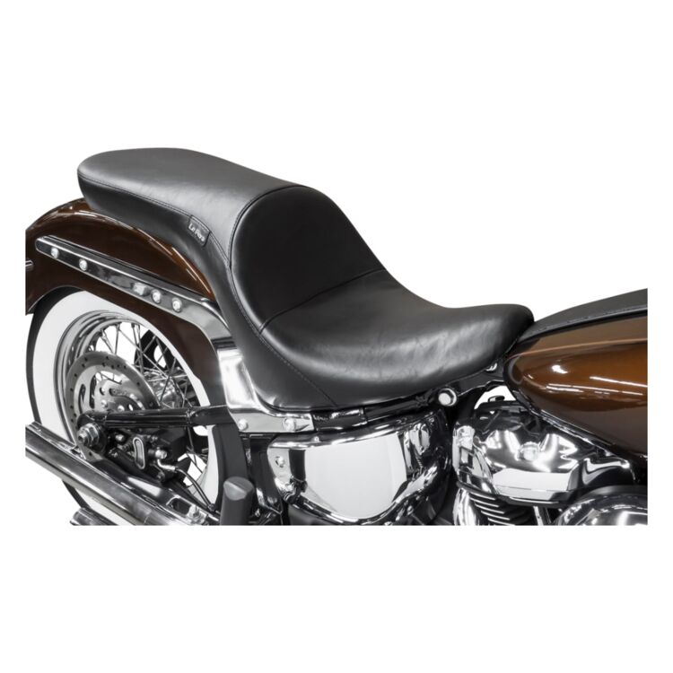 Le Pera Maverick Smooth Seat For Harley Softail FXLR / FLSB 2018-2026